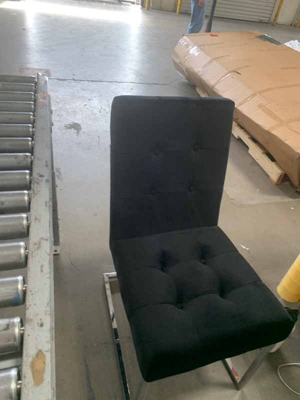 Photo 1 of 1 Count Black Feldt Chair 