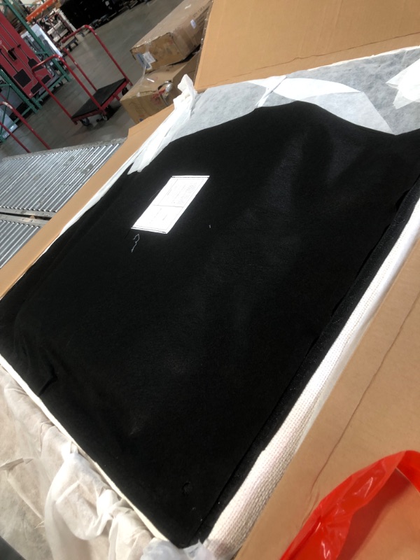 Photo 1 of ****************INCOMPLETE ITEM, THIS IS ONLY 1 BOX OUT OF A MULTI BOX SET*****************

140" Oversized Modular Sectional Sofa Couch with Movable Ottomans , Convertible U / L Shaped Lounge Sofa with Extra Wide Deep Seat Chenille Upholstered Detachable
