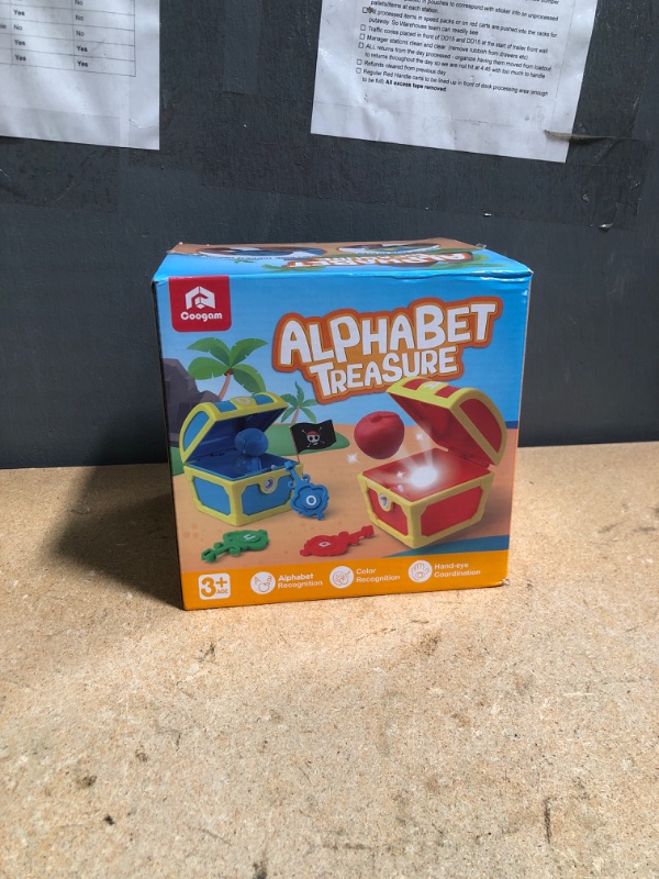 Photo 1 of Coogam Alphabet Learning Toys for Toddlers, 26pcs Surprise Letters Treasure Locks with Keys, Uppercase Lowercase ABC Matching Color Sorting Game, Montessori Fine Motor Skill Gift for 3 4 5 Year Old