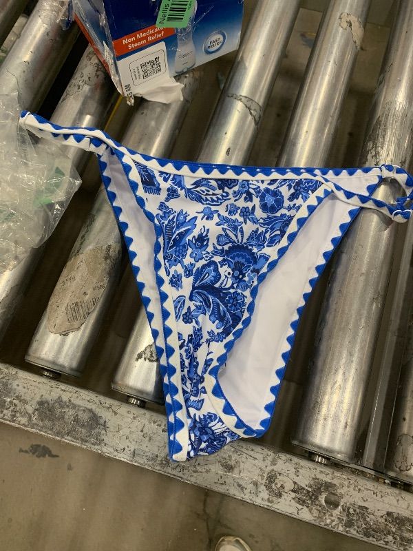 Photo 1 of ** BOTTOM ONLY ** YELAIVP Women's Bikini Sets Two Piece Swimsuit Textured Floral Print Triangle Adjustable Straps Bathing Suit, medium