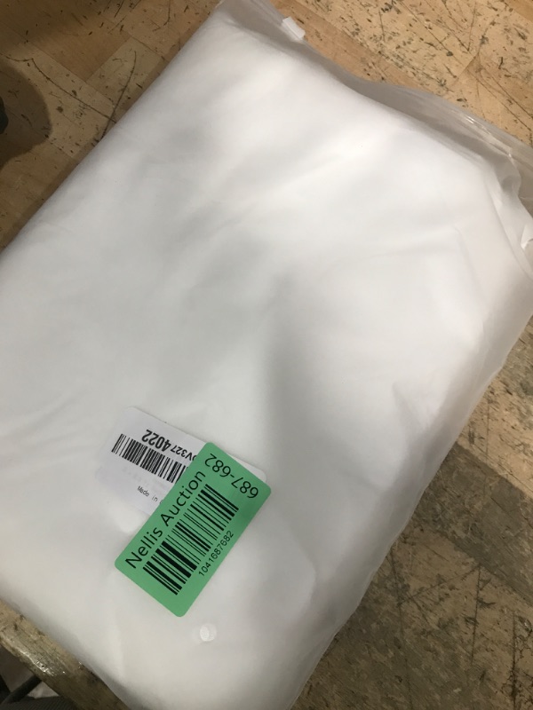 Photo 1 of Photo Backdrop Curtains, White Backdrop for Photoshoot, HEMMOTOP 5x6.5 ft White Photography Seamless Backdrops Background for Easter, Birthday Party, Pictures, Photos, Projector (Backdrop only)