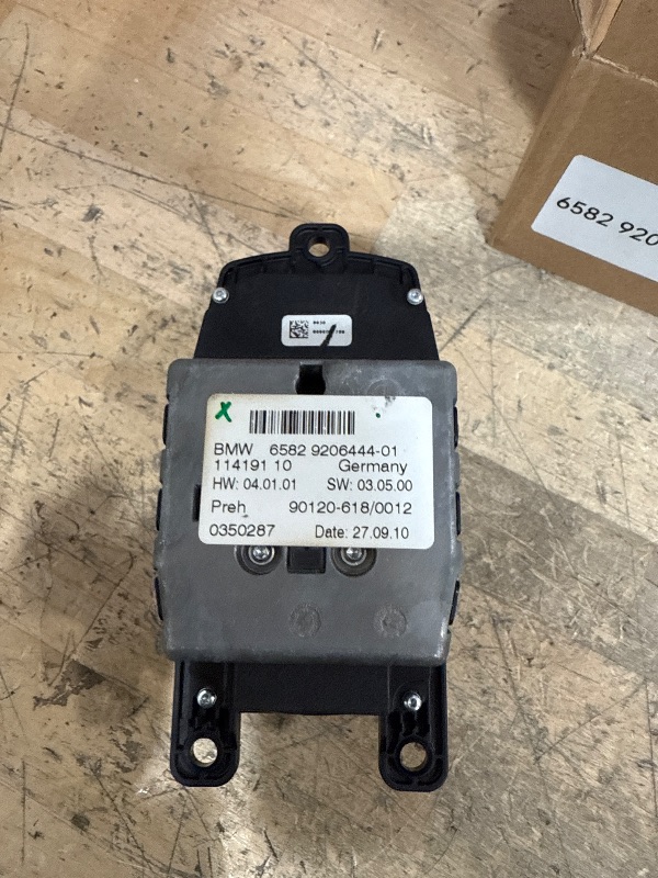 Photo 1 of 9206444 Multimedia Switch Controller Joystick - Compatible with BMW 5 7 X3 Series F07 F10 F11 F01 F02 F03 F04 F25 Hybrid 2007-2017 - Replaces OEM Part Numbers 65829206446, 65829212451