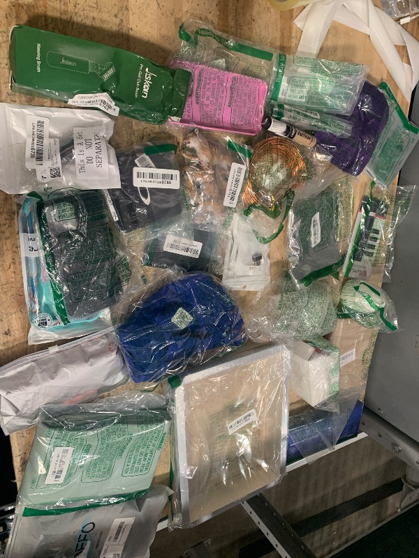 Photo 1 of ** SOLD AS IS BUNDLE OF HOME GOODS AND MISCELLANEOUS ITEMS FINAL SALE** 