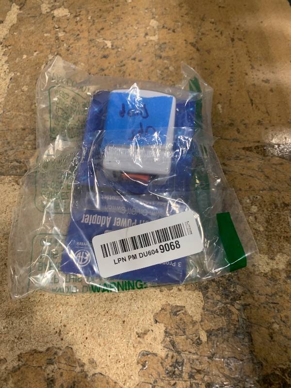 Photo 1 of 3 Prong Grounded Single Port Power Adapter for Outlet with Indicator Lighted On/Off Switch to be Energy Saving (1 Pack)