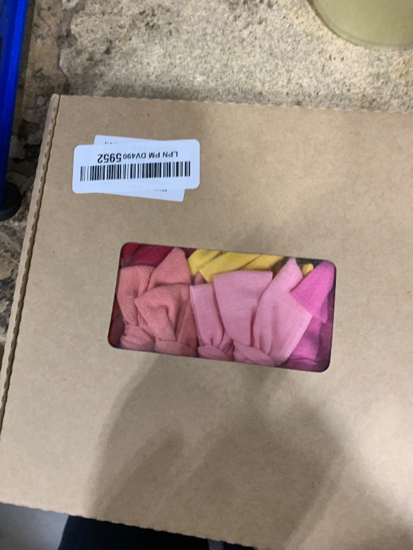 Photo 1 of ***(USED/ UNKNOWN IF MISSING PARTS)***
CÉLLOT 40 Pieces Girls Hair Bows Linen Fabric Bows Alligator Clips Hair Accessories for Little Girls Toddlers Kids and Teens