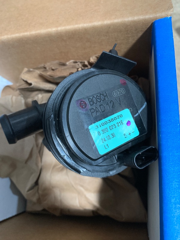 Photo 1 of ACDelco GM Original Equipment 251-721 Auxiliary Water Pump , Black