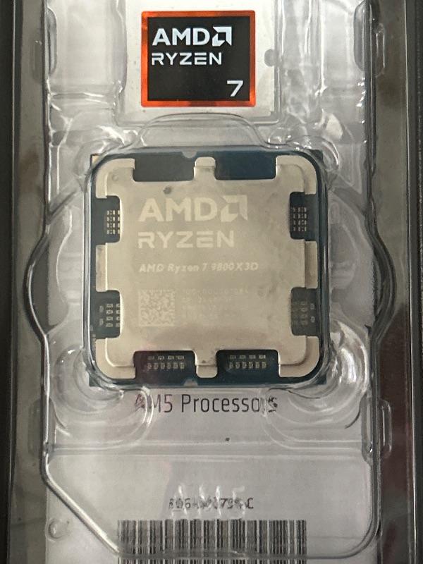 Photo 1 of AMD RYZEN 7 9800X3D 8-Core, 16-Thread Desktop Processor