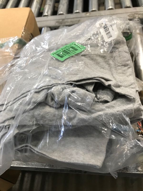 Photo 1 of Amazon Basics 4 Piece Bed Sheet Set, 100% Cotton Jersey, Includes Super Soft, Flat and Fitted Sheets, Pillowcase, Full, Light Gray, Solid