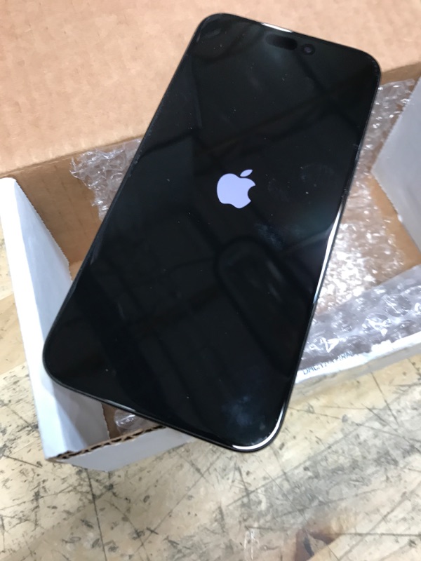 Photo 1 of Apple iPhone 15 Pro Max, 1TB, Black Titanium - Unlocked (Renewed Premium)**MISSING CHARGER 