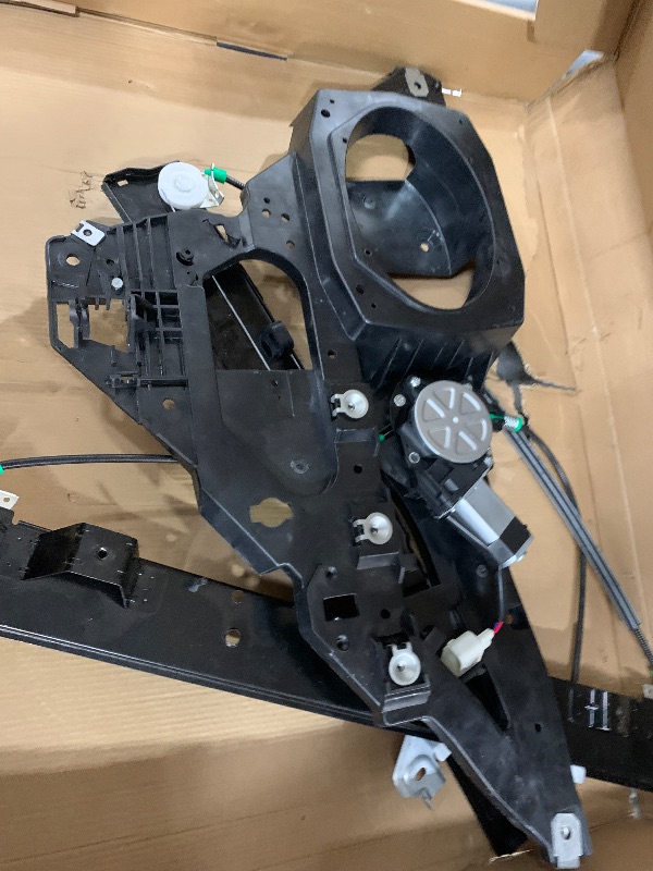 Photo 1 of *UNKNOWN IF FUNCTIONAL* Front Driver Side Power Window Regulator with (2-Pin Motor) Panel fit for 2003 2004 2005 2006 Ford Expedition Lincoln Navigator, 741-178, Left