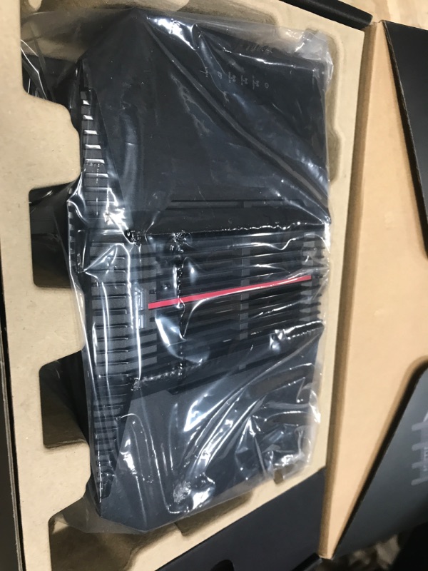 Photo 1 of ASUS RT-BE92U BE9700 Tri-Band WiFi 7 Router, Supports New 320MHz Bandwidth & 4096-QAM, MLO, AI WAN Detection, AiMesh Support, Subscription-Free Network Security & Comprehensive VPN Features