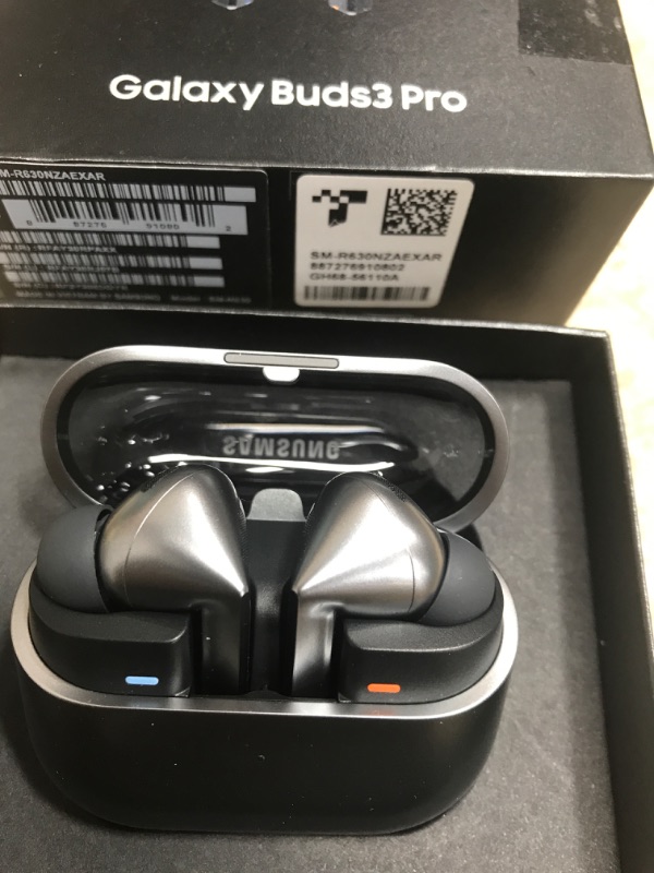 Photo 1 of SAMSUNG Galaxy Buds 3 Pro AI True Wireless Bluetooth Earbuds, Noise Cancelling, Sound Optimization, Redesigned Comfort Fit, Silver [US Version, Amazon Exclusive, 2Yr Warranty]