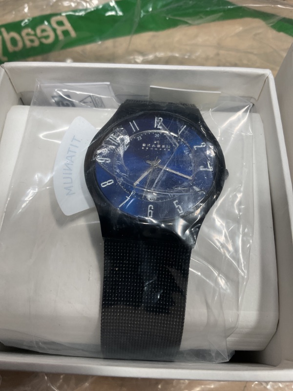 Photo 1 of (THE SCREEN IS CRACKED) Skagen Men's Sundby Three-Hand Date Midnight Black Titanium Mesh Band Watch (Model: T233XLTMN)