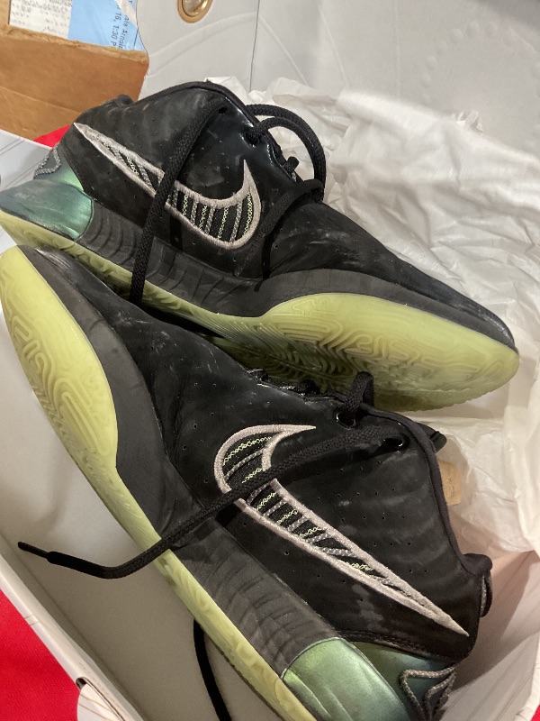 Photo 1 of (USED (SIZE 11) Nike Lebron XXI Mens Shoes Size-11