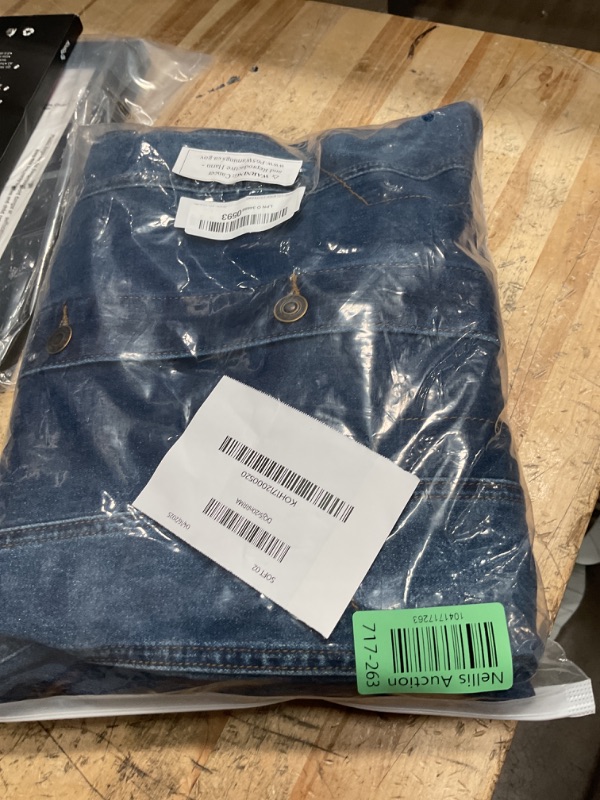 Photo 1 of uxcell Women's Plus Size Jean Jacket Stitching Button Front Washed Western Outfit Denim Jacket 3X Dark Blue