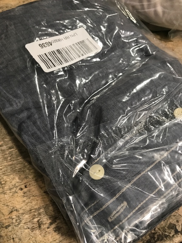 Photo 1 of Amazon Essentials Men's Regular-Fit Short-Sleeve Poplin Shirt, Grey, X-Large