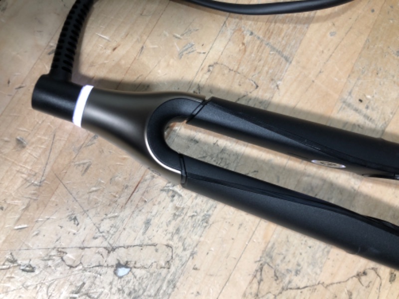 Photo 1 of *POWERS ON* ghd Chronos Styler ? 1" Hair Straightener, 3X Faster HD Motion-Responsive Styler for One Stroke High-Definition Results that Last 24hrs, 85% More Shine, 2X Less Frizz, No Heat Damage ? Black