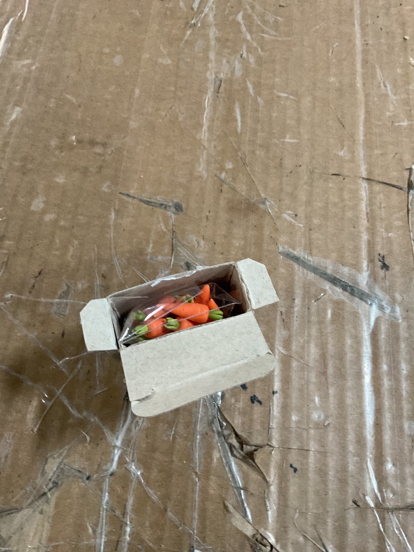 Photo 1 of 20 Loose Carrots Vegetable Dollhouse Miniatures Rec No.6