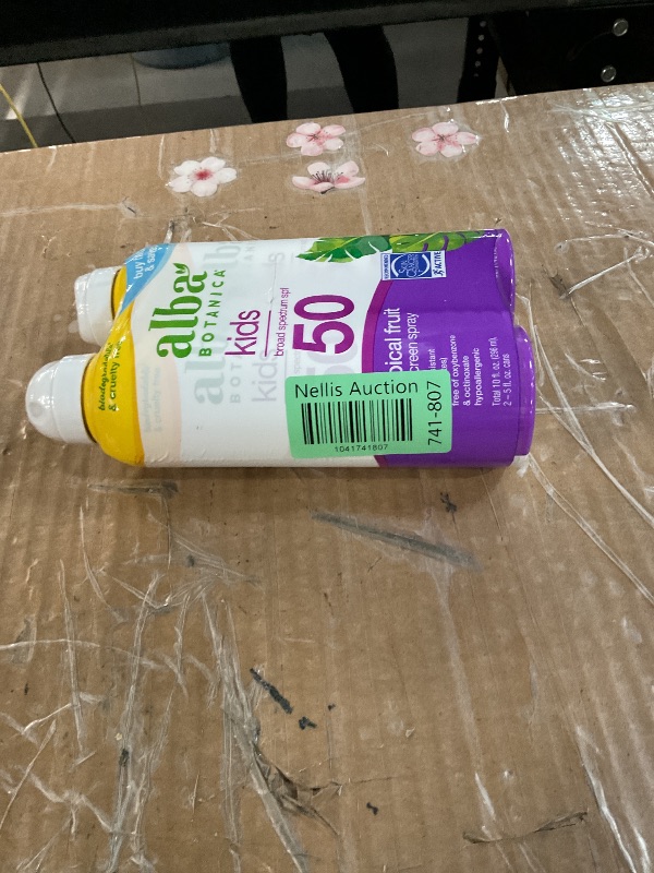 Photo 1 of Alba Botanica Kids Sunscreen Spray for Face and Body, Tropical Fruit, Broad Spectrum SPF 50, Water Resistant, 5 fl. oz. Bottle (Pack of 2)