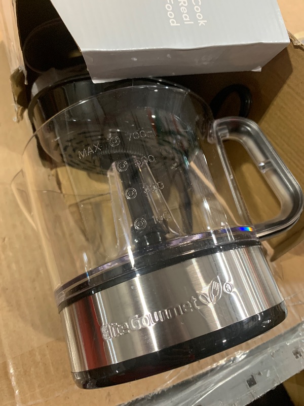 Photo 1 of (missing pieces) Elite Gourmet ETS623 BPA-Free Electric Citrus Juicer, Compact, Large Volume, Pulp Control, Oranges, Lemons, Limes