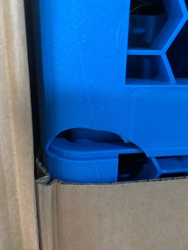 Photo 1 of  damage to some of the crates, see pics**
Carlisle FoodService Products OptiClean Plastic 25-Compartment Divided Glass Rack with Extender, Blue, (Pack of 3)
