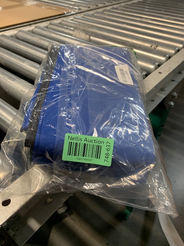 Photo 1 of (USED/FAIR) (BAGGED) Pool Handrail Cover, 6 Feet Swimming Pool Hand Railing Covers with Zipper Non Slip Anti-Scald Safety Rail Grip Handles Sleeve for Swimming Pools Inground Ladder Hand Rail Grips-Blue