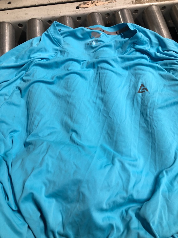 Photo 1 of 
Men’s Sun Protection Shirts UPF 50+ Long Sleeve UV Shirt Rash Guard for Men Quick Dry Swim Fishing Beach Athletic
3XL
