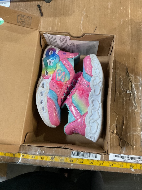 Photo 1 of (USED/FAIR) (RIGHT SHOE LIGHTS UP) (MINOR DAMAGE) 12.5 KIDS Skechers Girls Infinite Heart Lights-ETERN Sneaker, Pink/Multi, 12.5 Little Kid