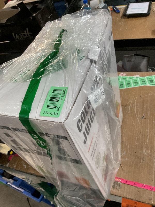 Photo 1 of *FOR PARTS ONLY* Juicer Machines with 5.8" Large Feed Chute, Cold Press Juicer For Whole Vegetables and Fruits, 400W Professional Slow Masticating juicer Easy to Clean for Batch Juicing (Titanium Gray)