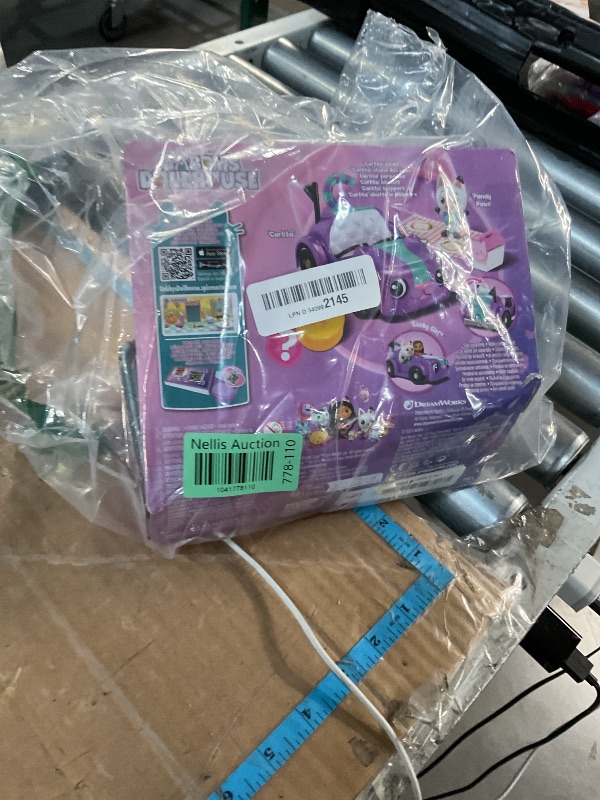 Photo 1 of (PARTIAL SET) (CAR ONLY) Gabby's Dollhouse, Carlita's Car with Pandi Panda Character and Accessories, Toys for Ages 3+