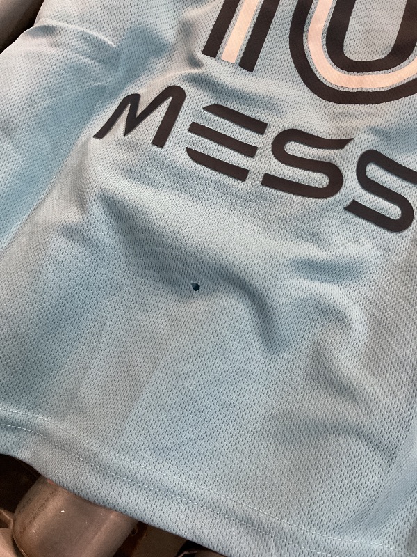 Photo 1 of (See images for damage) Messi #10 Little Kids/Boys Size 4-7 Classic Outline Icon Performance Soccer Jersey Shirt (Air Blue, Kids Size 4)