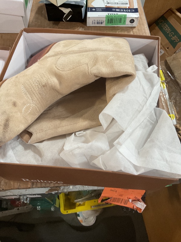Photo 1 of (USED/FAIR)  (SIZE 8) Reitoye Cowboy Boots for Women Embroidery Western Cowgirl Knee High Chunky Heel Boots with Pull-Up Tabs Size 8