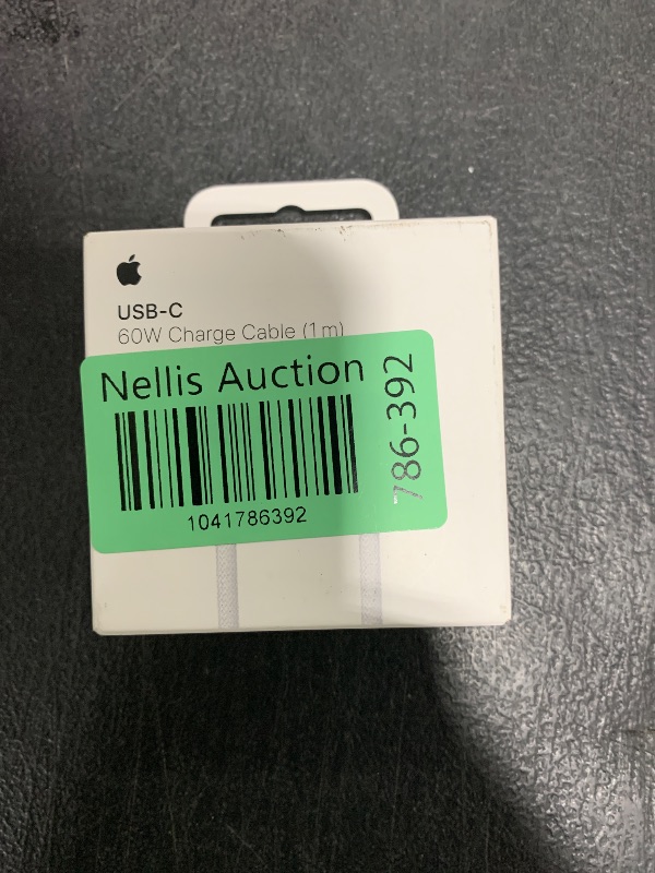 Photo 1 of Apple USB-C Woven Charge Cable (1 m) ???????