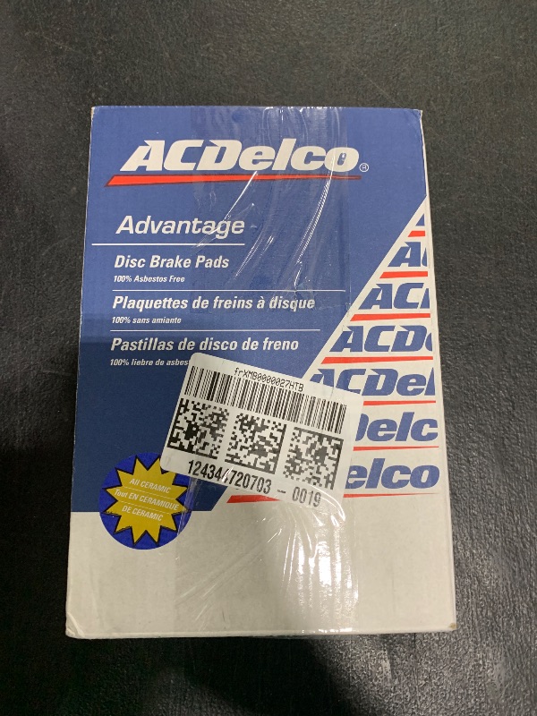 Photo 1 of ACDelco Silver 14D1864ACHF1 Ceramic Front Disc Brake Pad Set with Clips