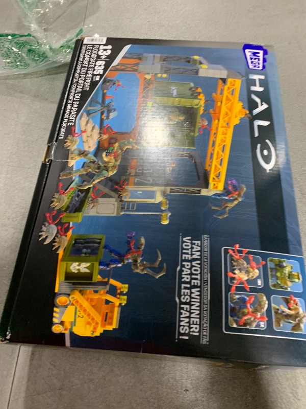 Photo 1 of MEGA Halo Infinite Toys Building Set for Kids, Floodgate Firefight with 634 Pieces, 4 Poseable Micro Action Figures and Accessories, Toy Ideas