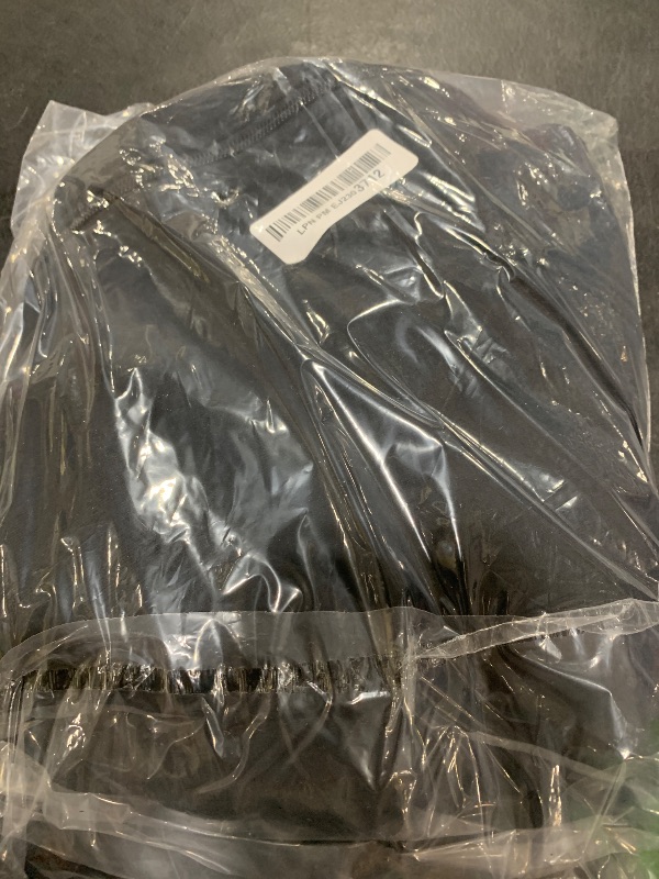 Photo 1 of Fruit of the Loom Eversoft Fleece Hoodies, Pullover, Moisture Wicking & Breathable, Sizes S-4x, Black Full Zip, Medium