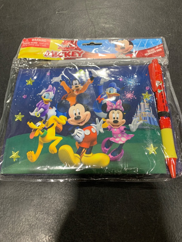 Photo 1 of Disney 85231 Mickey and Friends Deluxe Autograph Book with Pen