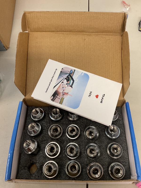Photo 1 of Kadrick 20pcs M12x1.5 Lug Nuts,One-Piece Solid Chrome OEM Factory Style, Replacement for 2001-2024 Ford Escape/2012-2018 Focus/2006-2020 Fusion/Lincoln 2015-19 MKC/2012-16 MKZ,Large Acorn Seat…