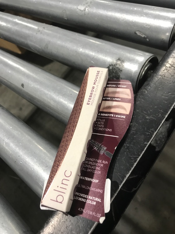 Photo 1 of Blinc Amplified Tubing Mascara, Ultra-Longwearing Washable Mascara, Soft-Glam Volumizing, Lengthening and Defining Mascara, Gluten-Free and Cruelty-Free, 9mL / 0.30 Fl. OZ