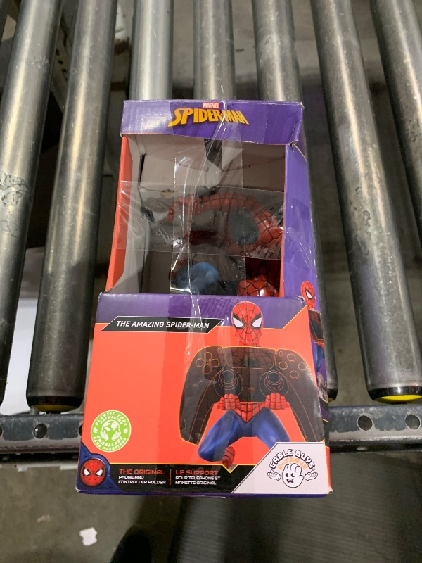Photo 1 of Cable Guys - Spider-Man Classic Accessory Holder for Gaming Controllers and Smartphones (Electronic Games////)