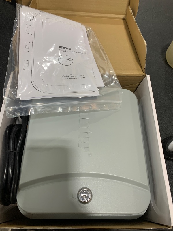 Photo 1 of Hunter Pro-C P2C-400 Indoor Outdoor Modular Controller 4-Station Base Timer Expandable to 32 Stations w/ Optional Expansion Modules - P2C400 Replaces PC400 and PC400i (P2C-400 with 4 Zones)