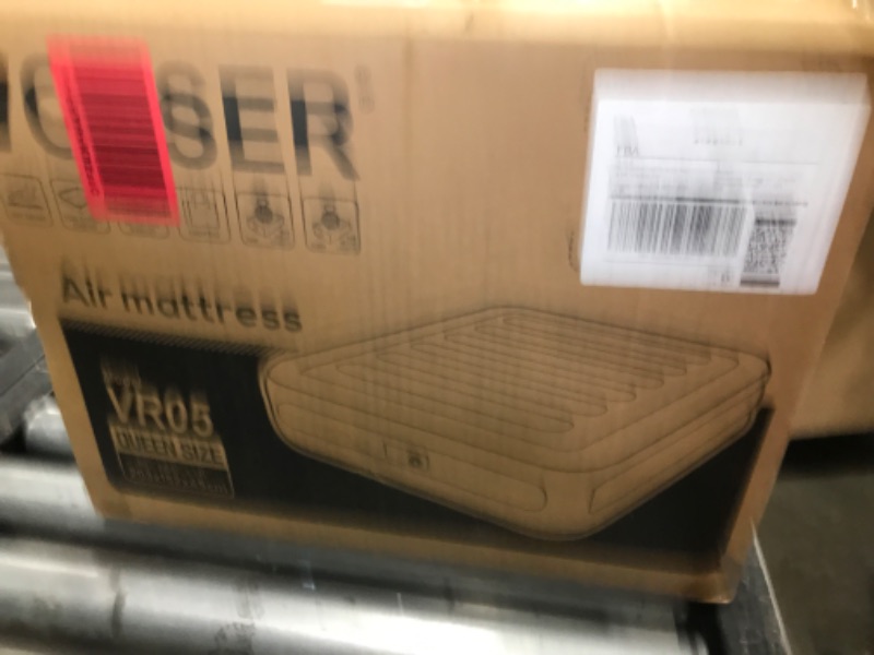 Photo 1 of VOSSER Queen Air Mattress with Built-in Pump,18''Fast & Easy Inflation/Deflation Inflatable Mattress, Foldable Blow Up Mattress with Storage Bag, Inflatable Bed for Home, Camping & Guests
