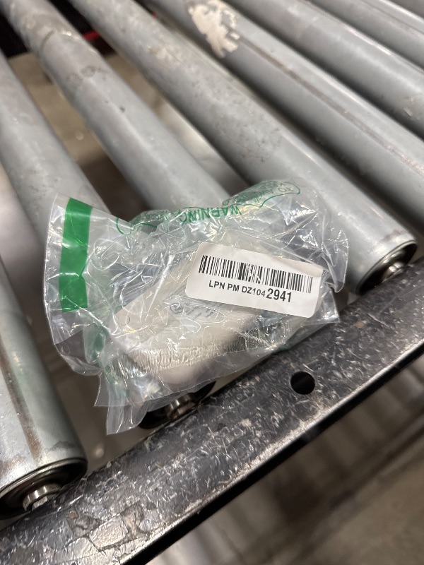 Photo 1 of BOBOVR B2 Battery Pack - M3 Pro Replacement Spare Battery 5200mAh, Not Compatible with S3 Pro
