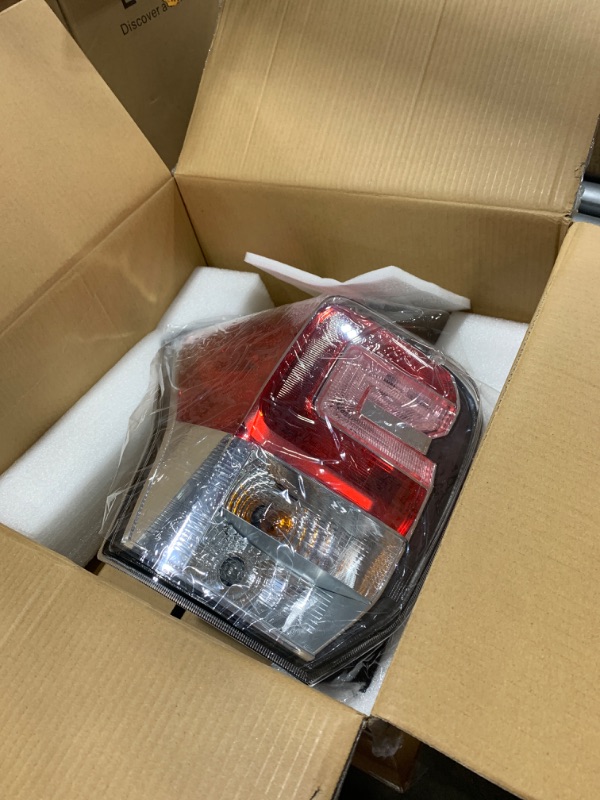 Photo 1 of labwork Left Driver Side Tail Light Replacement for Subaru Forester 2017 2018 Rear Tail Lamp Assembly LH Side 84912SG151 84912SG150