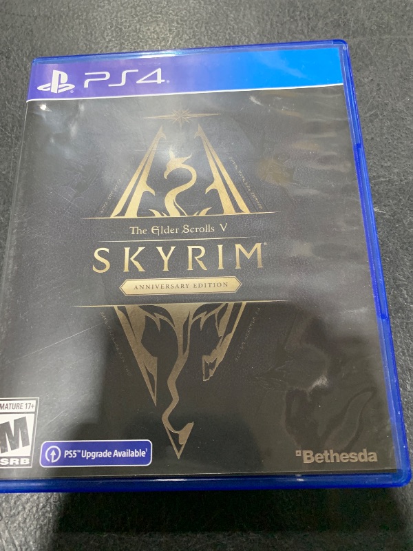 Photo 1 of Skyrim Anniversary Edition - PlayStation 4