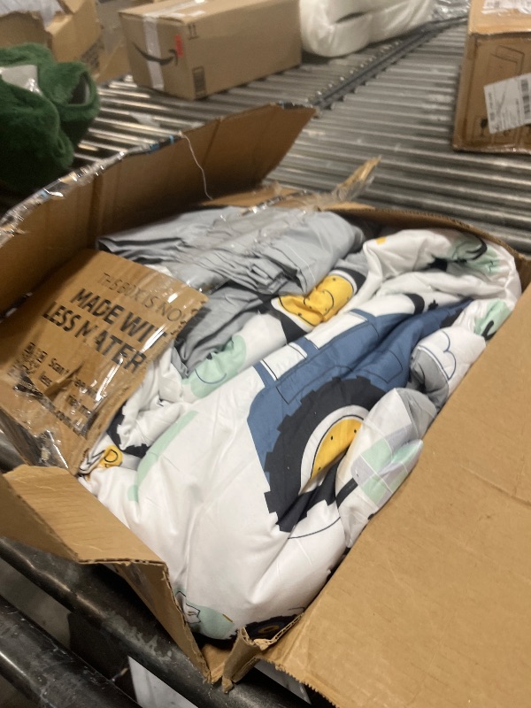Photo 1 of ANGIYUIN 5 Pieces Car Queen Size Kids Comforter Set for Boys Teens White Constrcution Excavator Bedding Set Truck Tractors Bed in A Bag with Sheet Sets