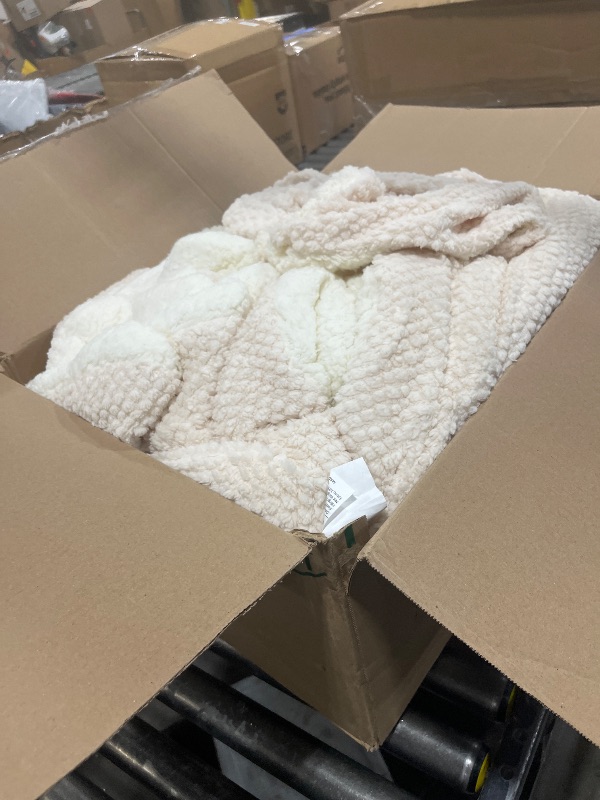 Photo 1 of LLanCL 3D Jacquard Design Comforter Set, Ultra-Soft Warm King Size Sherpa Fur Plush 3-Pieces Sets Luxury Cozy Bedding with 2 Pillowcases (104"x90", Cream White)