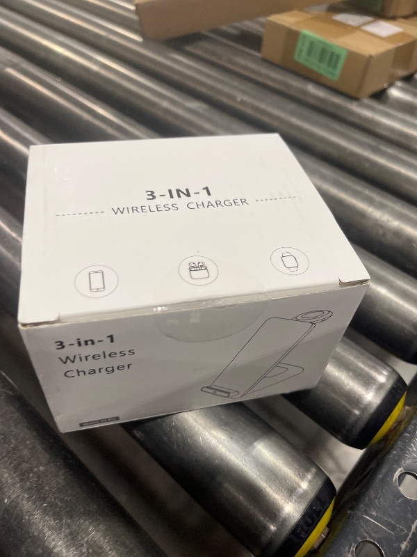 Photo 1 of WIRELESS CHARGER