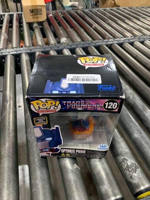 Photo 1 of Funko Pop! Lights and Sounds Optimus Prime Exclusive 6.75 inches