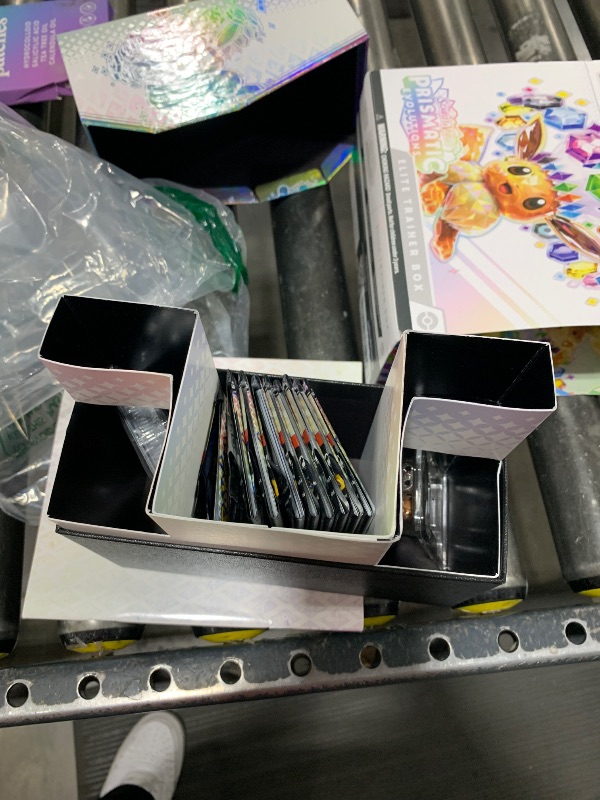 Photo 1 of Pokemon TCG: Scarlet & Violet—Prismatic Evolutions Elite Trainer Box
